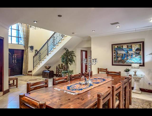 5 BEDROOM HOUSE FOR SALE IN MIDSTREAM ESTATE